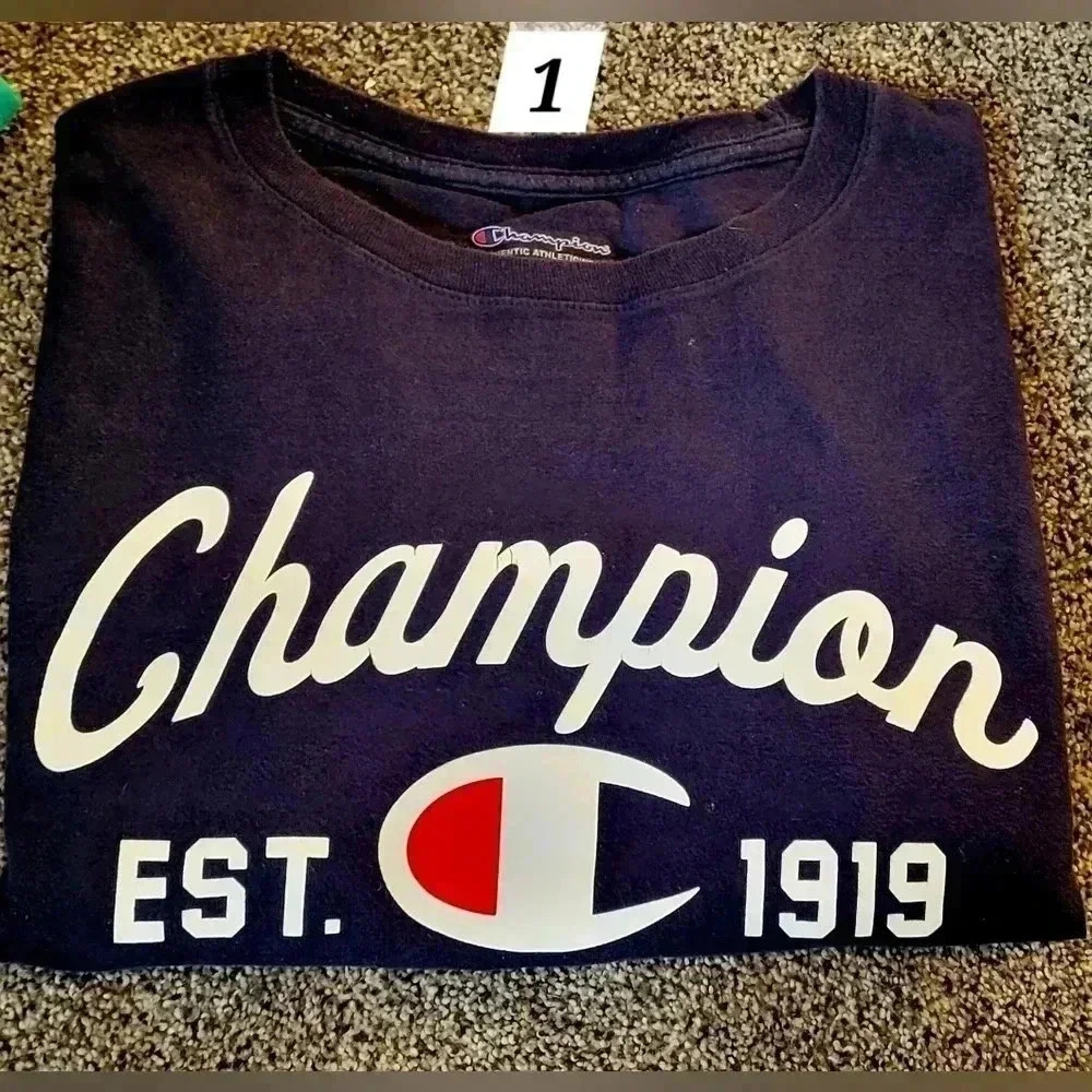 Champion tshirt, mens size medium, navy blue w logo on front